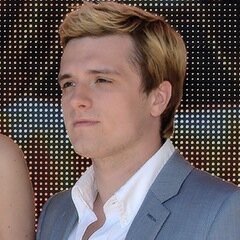 JHutchPL's profile picture. Classy in the streets, submissive in the sheets. [@PleasurelandRPG]