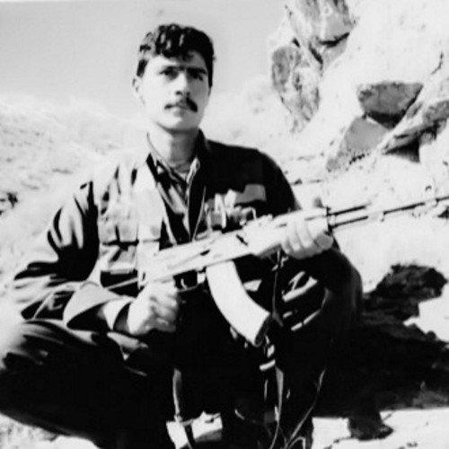 Büyük hedef sahibi olmak için büyük ruhunuz olmalı. Ruhunuz büyük duyacak. Özgürlügü duyacak, toprağı duyacak.. #Kobanê #DirenKobane