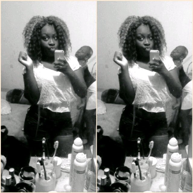 ndeba_j's profile picture. http://t.co/L2laf11FQ6 *| Naomie Diamant rose