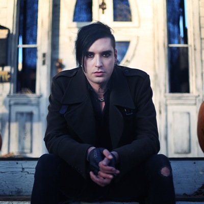 TheDarKBrando's profile picture. Singer at @TheDarkMusik - Owner at #ClubToxicLA - CEO at @toxic_tuesdays