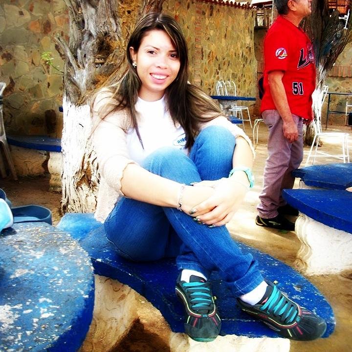 al_angely's profile picture. 