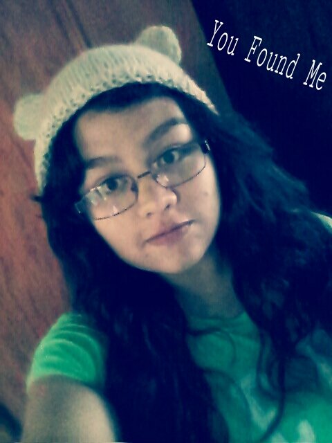 Soy extraña y ya.