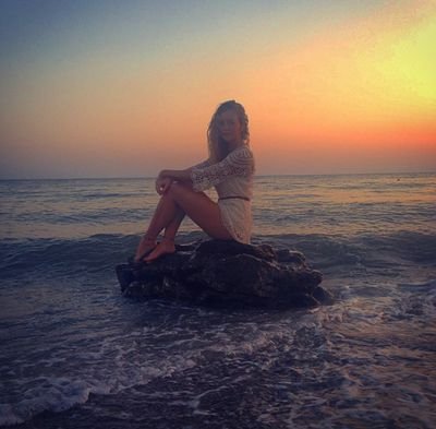 No one can understand the meaning of love without being in ✌ ~ İG