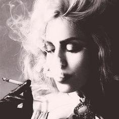 roflxD23323's profile picture. 