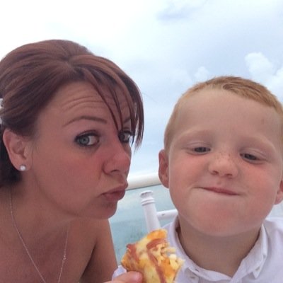 Lou2202's profile picture. 