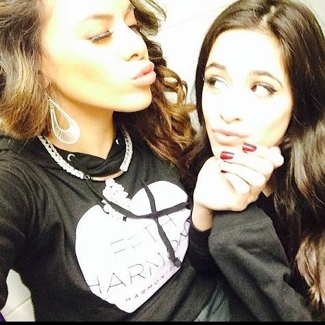 TE SEGUI PQ AMO VC,E QUERO VC NO GRUPO DE HARMONIZERS NO WPP,SE QUISER ENTRAR MANDA NOME E NUMERO NA DM!
