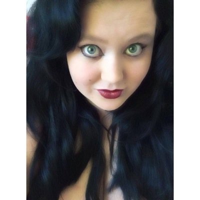I was born to be the other woman; who belonged to no one, who belonged to everyone. In recovery from BPD, EDNOS & Psychosis with behavioural therapy! ∞