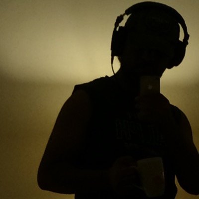 إنسان مهدور Spontaneous, Paradoxical, Never Idealistic. Mostly I talk MUSIC. #SaveChildren