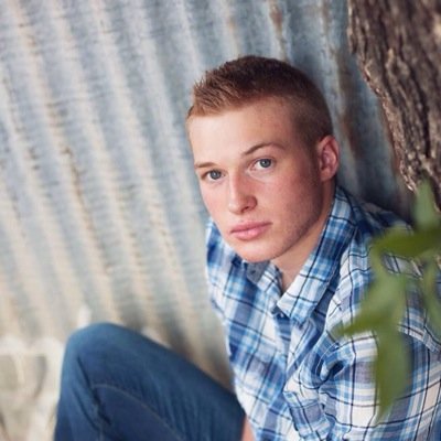 Just a guy following his dream by making music for people who want to sing & hoping to be known | Not for the money or fame but for the music | Music Producer