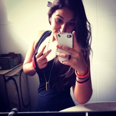 Só descobre me seguindo haha *-*