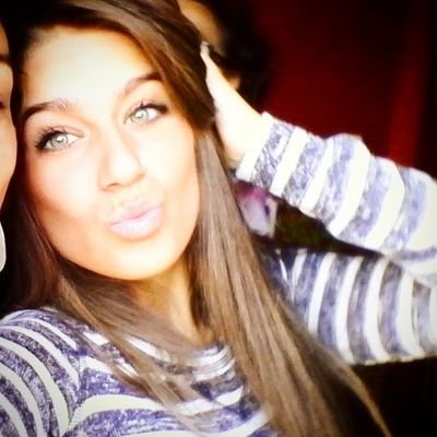 luz_maria8's profile picture. piensa que te levantas cada dia como si fuera el ultimo... y preguntate si lo que haces dia a dia  es lo que realmente te hace feliz..