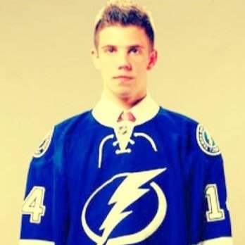 Peterborough Petes #5 / Tampa Bay Lightning Prospect
instagram: masinator27