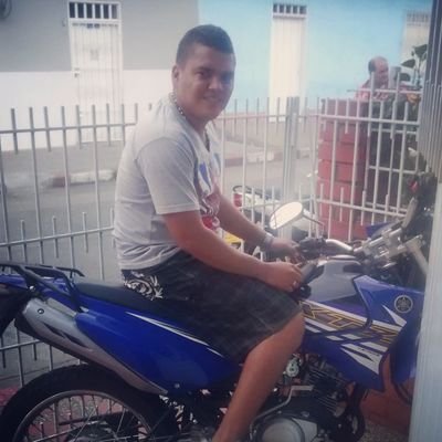 Tecnologo en electronica, sistemas de información!! 
CEO Systec Soluciones!!