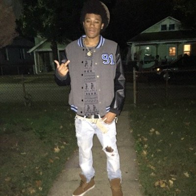 follow me on insta @chill.trippy1have alotta goals to acheive and im a Dreamchaser. The greastest things in life are green $$ I LOVE Loud!!Live it up