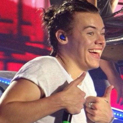 Harrys Hips are cute.
