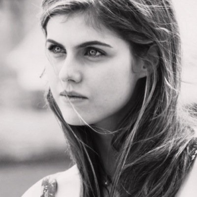 {16} Hija de magos. Estudiante de ravenclaw. 6to grado en hogwarts. Inteligente hasta la medula pero también valiente. HPF.