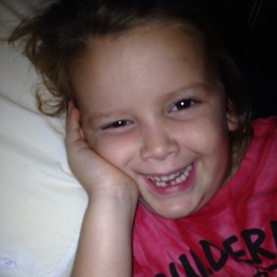 heatherrosalie's profile picture. 