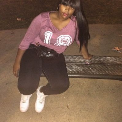 ed30ef4f50164ac's profile picture. furness fresh man is life young and paid nigga  leo fucking rock  23nd diamond where im from the backfield boyz for life1⃣0⃣0⃣ hmu at 267407