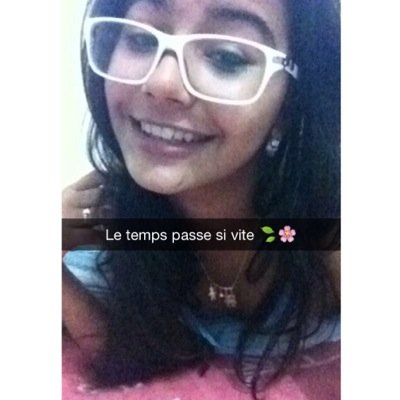 Toda inocente, toda estressada e toda apaixonada.
