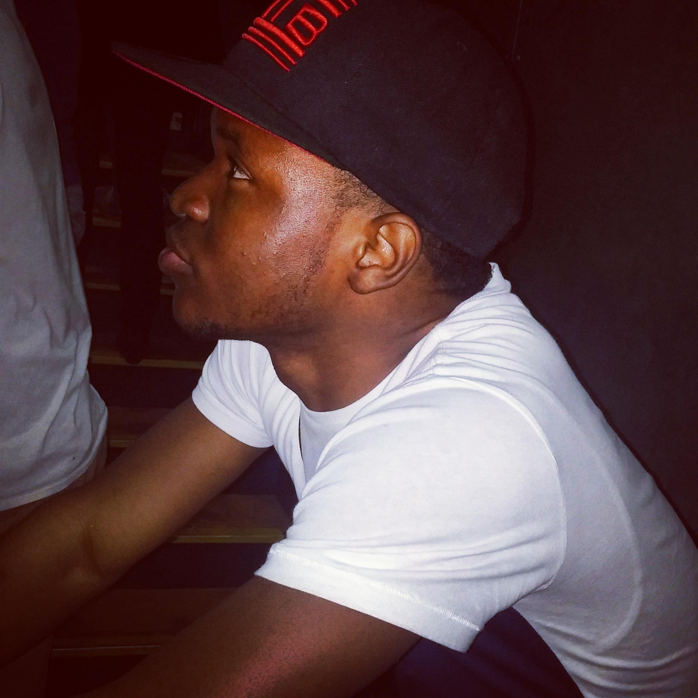 iamjeffy_s's profile picture. Non-conformist, entrepreneur, silent observer.