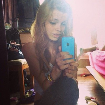 CbabyyOx's profile picture. 