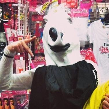 followsforall's profile picture. all ya gotta do is rt, fave, replay or simply follow & you'll get a new follower!