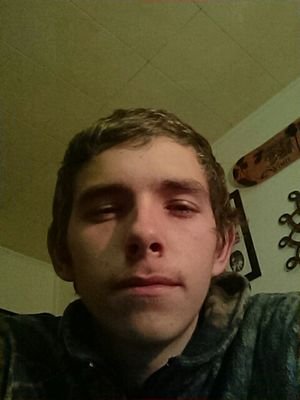 hello everyone my name is evadez! xbox 360 Revet Evadez!:) check out my youtube at http://t.co/zU5WA2m4p5 follow i follow back:)