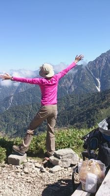 decoycountry's profile picture. 山の魅力に引き込まれてしまいました。基本、人があまりいない山が好きかな☆滝やら川のせせらぎ、小鳥の囀り、緑深い山が大好きです♪ メジャーで体力いる山から行きたいと思ってます。だって、体力衰えるばかりなんだもの～(^_^;)