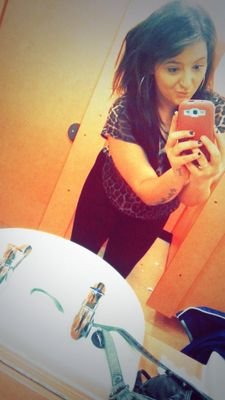 tonimcdonald96's profile picture. snapchat - toni96xo