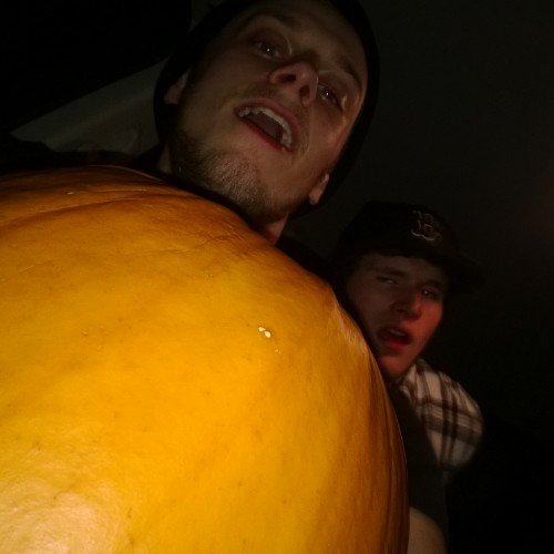 tM_Sartell's profile picture. my friends and I have three-people mosh pits and wake up mothers. we are hXc.