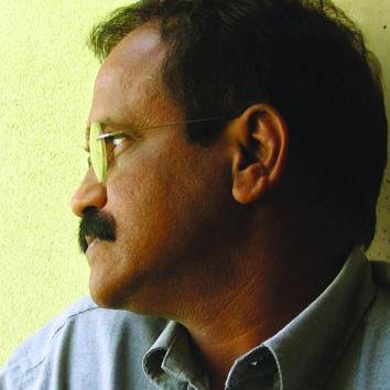 A graduate in Fine arts and practicing Grap Design for three decades, have worked in India and abroad with Ad agencies and design firms.