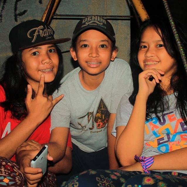 Intan2220's profile picture. 