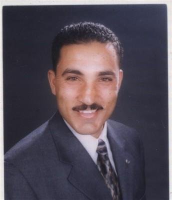 ‏أيها الحبيب.... 
نادني كالأذان...... 
فأنا أشتاق إليك كالصلاة.
.‏أحفظ لك صورًا لا منتهيه و أملك جميع اللحظات التي ضحك فيها فمك بطريقة جميلة جدًا , لأعيش بهما.