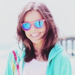 TheGridLover's profile picture. Ingrid Nilsen spelled backwards is Neslin Dirgni which means 'perfection' in a language I just made up. ♡
