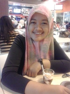 Ria_afrian2's profile picture. DTS UGM'14 || D4 TPPIS'14 UGM || pondasi keras