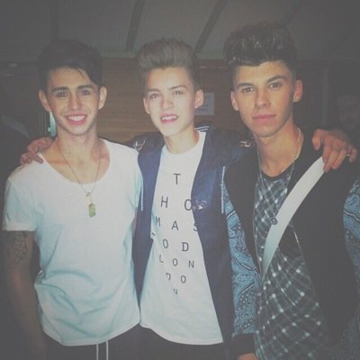 follow us for naked pictures of stereo kicks