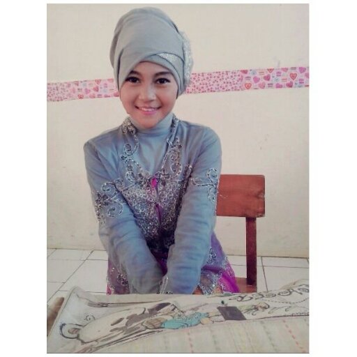 DedeSyifa2's profile picture. when i saw his twitter account profile there reading that he ^not following you^