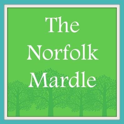 'To Mardle' means 'To Have A Leisurely Chat' in Norfolk dialect. So on here you will find us mardling about all things #Norfolk! Hope you enjoy our tweets.