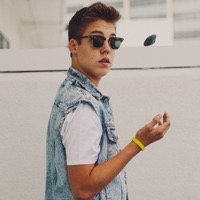 GO FOLLOW @muffindimendes BC I GAVE U A FREE FOLLOW