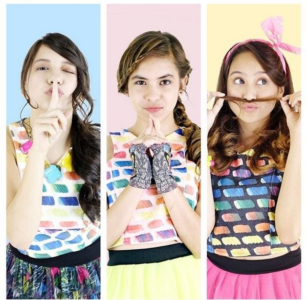 ELOVII : @steffizmr15 @cassandrasleee @salshaabilaa @inbekplus  CP: @anggaoi   https://t.co/UtGg6Kuppr