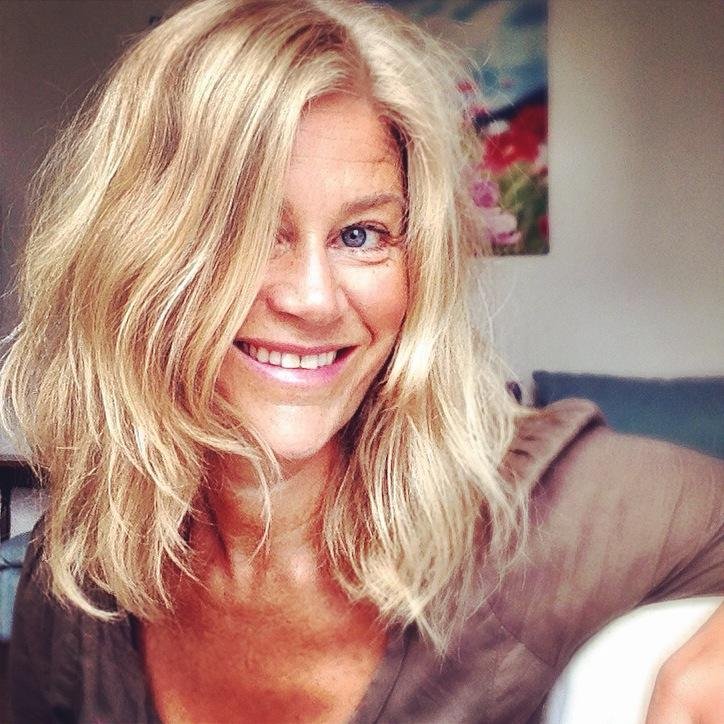 annaerikascott's profile picture. Swedish journalist and author of the novel "Vi ses i Disneyland" (Norstedts 2017).