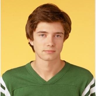 hello my name is Eric Forman i love my life,#Married to @AmyFarrahfowle4