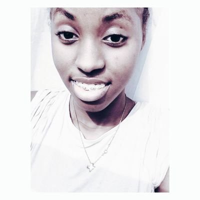 CarmeneElla's profile picture. Yungin'. Dreamin'. Chillin'. Livin'.