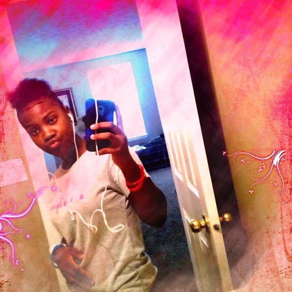 TEEAIRA1's profile picture. follow me on IG @trust_none_love_none14 kik @str8olthang_jett1