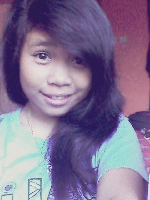 maudyifara's profile picture. 