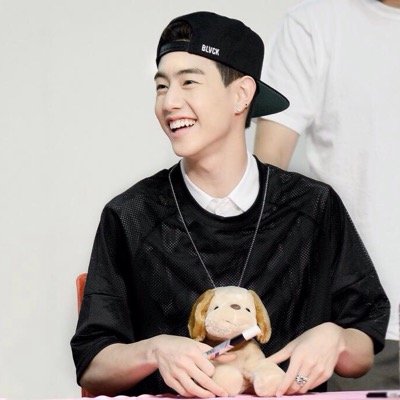 บอทฟิค #ฟรม | อยากให้น้องรู้ หล่อแมนกว่าพี่ก็ไม่มีแล้ว { คนสวยตั้งใจอ่านหนังสือ : @DanboNaE }