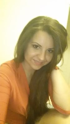 AncaMaria27's profile picture. 