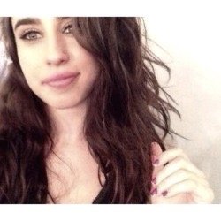 go follow @yikescabello