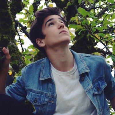 juliabae18's profile picture. 