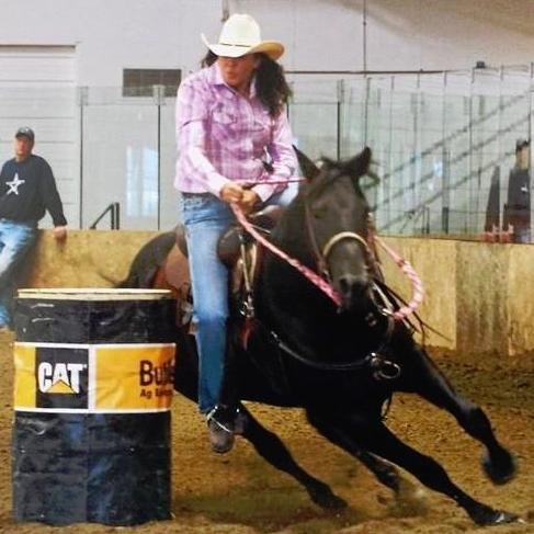 Good man, good horses, good dog, a Duramax,,,what more does a girl need?